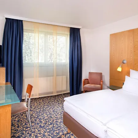 Western Kantstrasse 4* Berlín