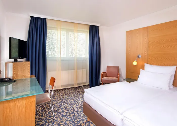 Western Kantstrasse 4* Berlin