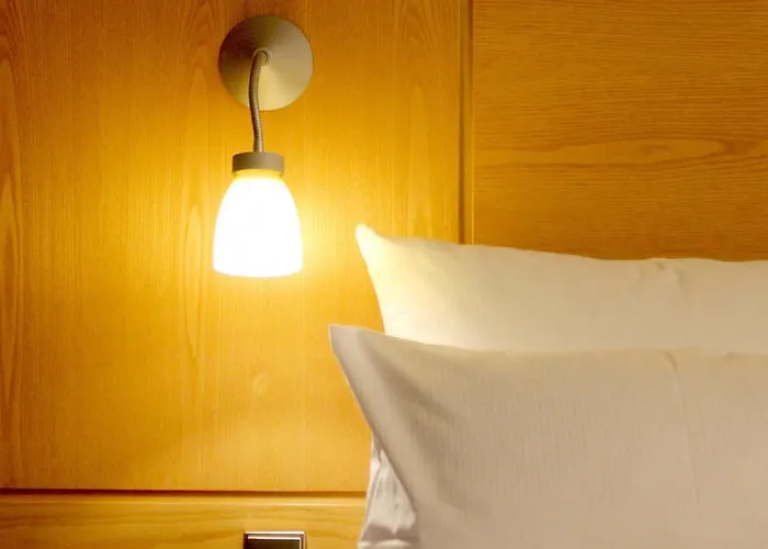 Western Kantstrasse 4* Berlin