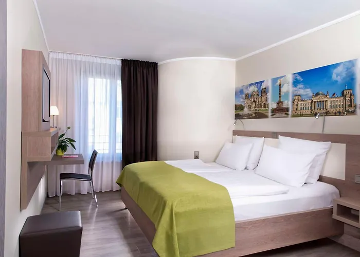 Western Kantstrasse 4*